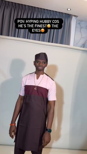 Adebimpe Oyebade Instagram - On today’s episode of my baby is the finest! It’s the sexy eyes for me, the lips too 😍 ahn ahn🥰
Nobody should tag him please!😂
Are you watching HOUSE OF IYA PEJU on LATEEF ADEDIMEJI TV? Go and watch it now to see Iya PEJU in a different element 😃
THE PSYCHOPATHS FINAL SAGA is coming…