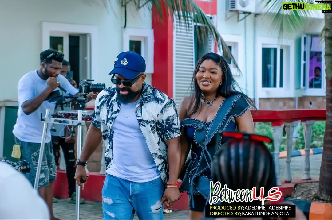 Adebimpe Oyebade - 5.8K Likes - Happy Sunday from Tiaraoluwa and Olaleye❤️
Have you seen BETWEEN US ?
It’s currently streaming on YouTube, MOBIMPETV 📺 

Kindly enjoy your Sunday evening with this beautiful movie 🎥 
Don’t forget to share , drop your reviews and like . Love y’all 🥰🫶💜

Cc @gabbylucciii 🌹