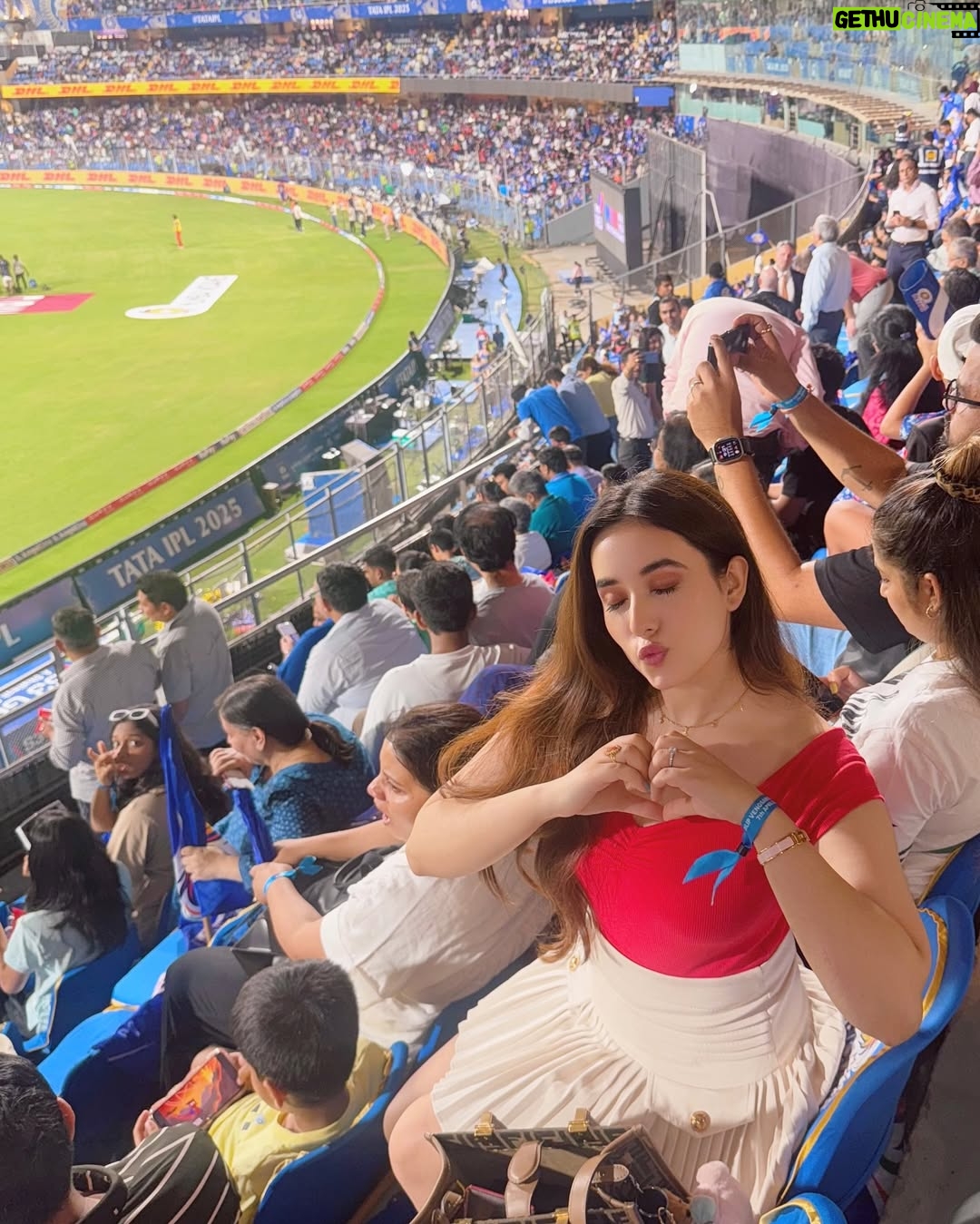 Aditi Budhathoki - 121.6K Likes - #ipl2025 🏏