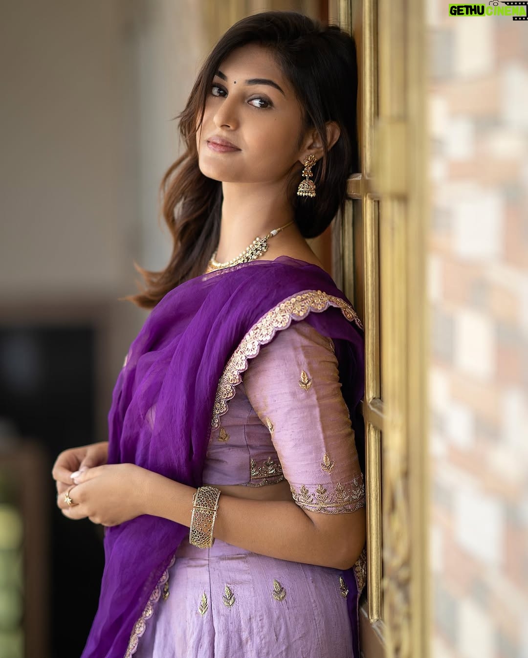 Aditi Tripathi - 146.7K Likes - 💜🦄 @iaditipandit 
.

📸 credit- @shekhar_jay 
.

Dress - @label_srivastra