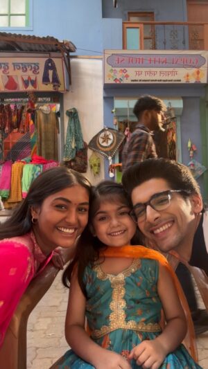 Aditi Tripathi Instagram - Following trend with my cuteiss!!! ♥️🎀
#aditipandit #newpost #dilkotumsepyaarhua