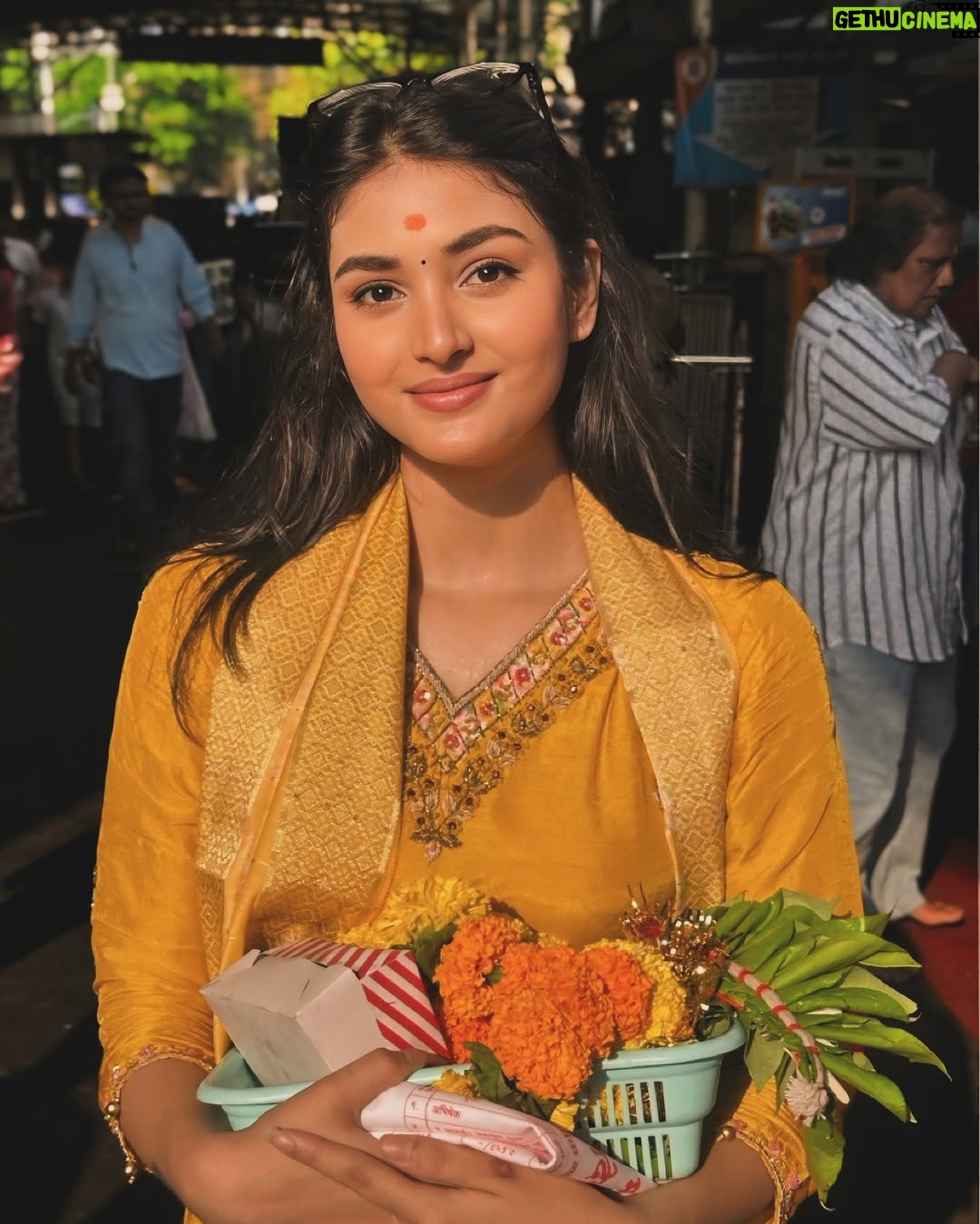 Aditi Tripathi - 102.7K Likes - 🕉️🙏🧿🪷 @iaditipandit 
.
.
#newpost #instagram #shreesiddhivinayak