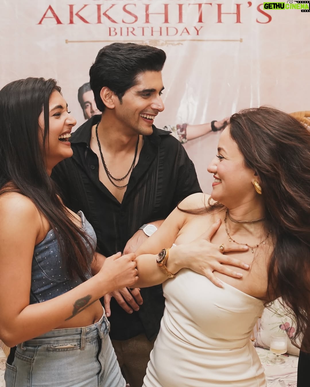 Aditi Tripathi - 104.6K Likes - Can’t get over of these pictures!!!♥️