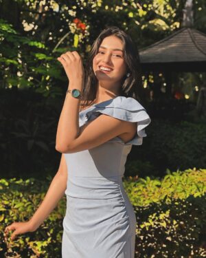 Aditi Tripathi Instagram - When the sun slaps you🙈🫠 @iaditipandit 
.
.
#aditipandit #newpost #instagood