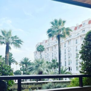 Adriana Ferreyr Instagram - May 30th and 31th, last day and night in Cannes… Just relaxing 😌 🇧🇷 30 e 31 de maio, último dia e noite em Cannes… Só relaxando 😌#cannes #cannesfilmfestivali