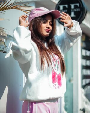 Afsana Instagram - In my Happy Era 💗🎀

📸 : @pixel_perfection_99 
🎨: @pro_shoots1 

#explore #photooftheday #instagram #cute