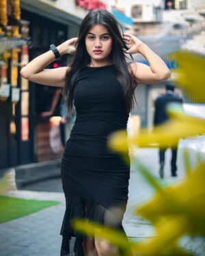 Afsana Instagram - Elegance is black !! 🖤✨ 

📸 : @potrait_92 
🎨 : @pro_shoots1 
👗: @urbanic_in 

#explore