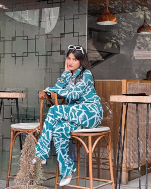 Afsana Instagram - Be proud of how far you’ve come ⚡️

Wearing: @streetstylestoreofficial 🤍

.
#explore #photooftheday #instagram #stylish #fashion