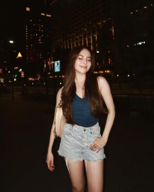 Agatha Chelsea Instagram - sg thru my digi