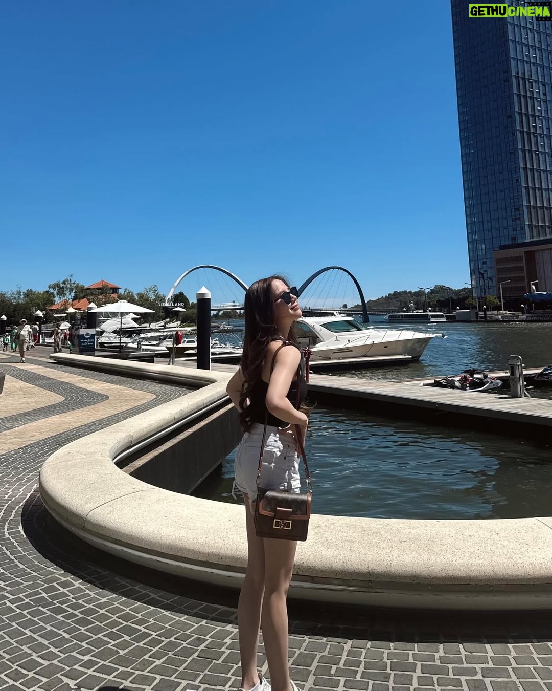 Agatha Chelsea - 108.6K Likes - a short perth minute 🌞🕶️