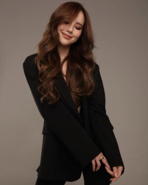 Agatha Chelsea Instagram - new profile picture unlocked