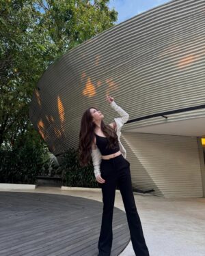 Agatha Chelsea Instagram - sweet nothings