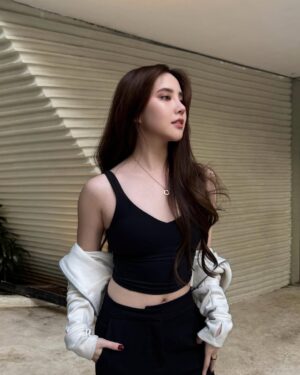 Agatha Chelsea Instagram - sweet nothings