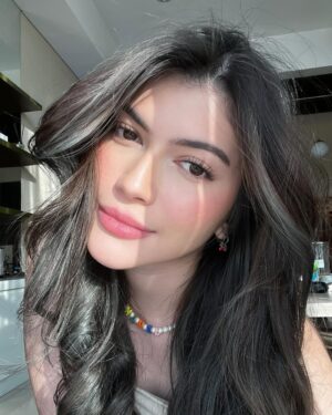 Agatha Valerie Instagram - Meow