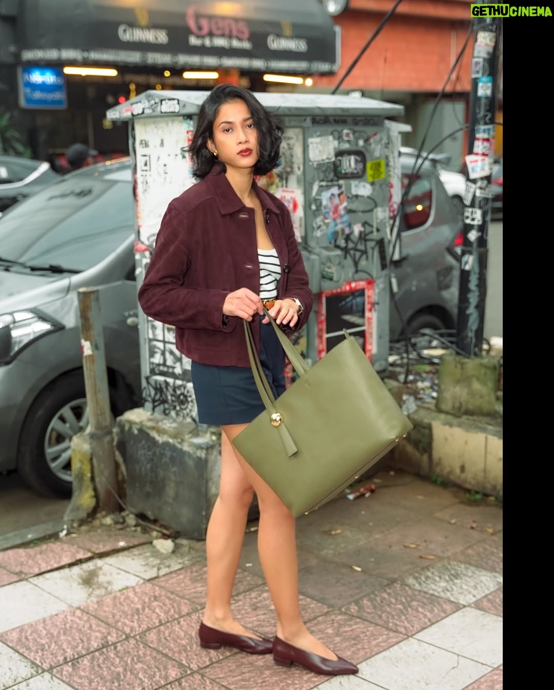 Aghniny Haque - 11.8K Likes - @furla 💚