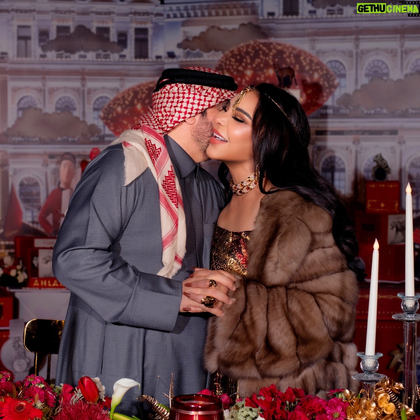 Ahlam - 17.1K Likes - الحمدلله على ما اعطيتيني اياه يالله ، الحمدلله حمدا تطيب به الحياة 
13/02 🎈