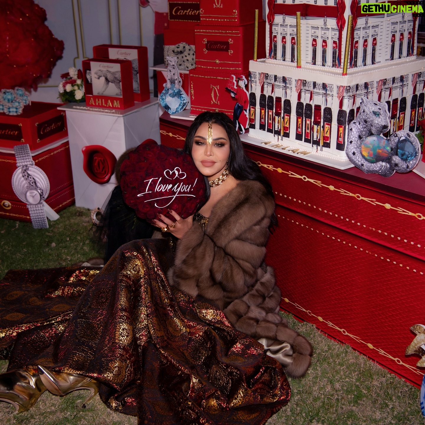 Ahlam - 17.1K Likes - الحمدلله على ما اعطيتيني اياه يالله ، الحمدلله حمدا تطيب به الحياة 
13/02 🎈