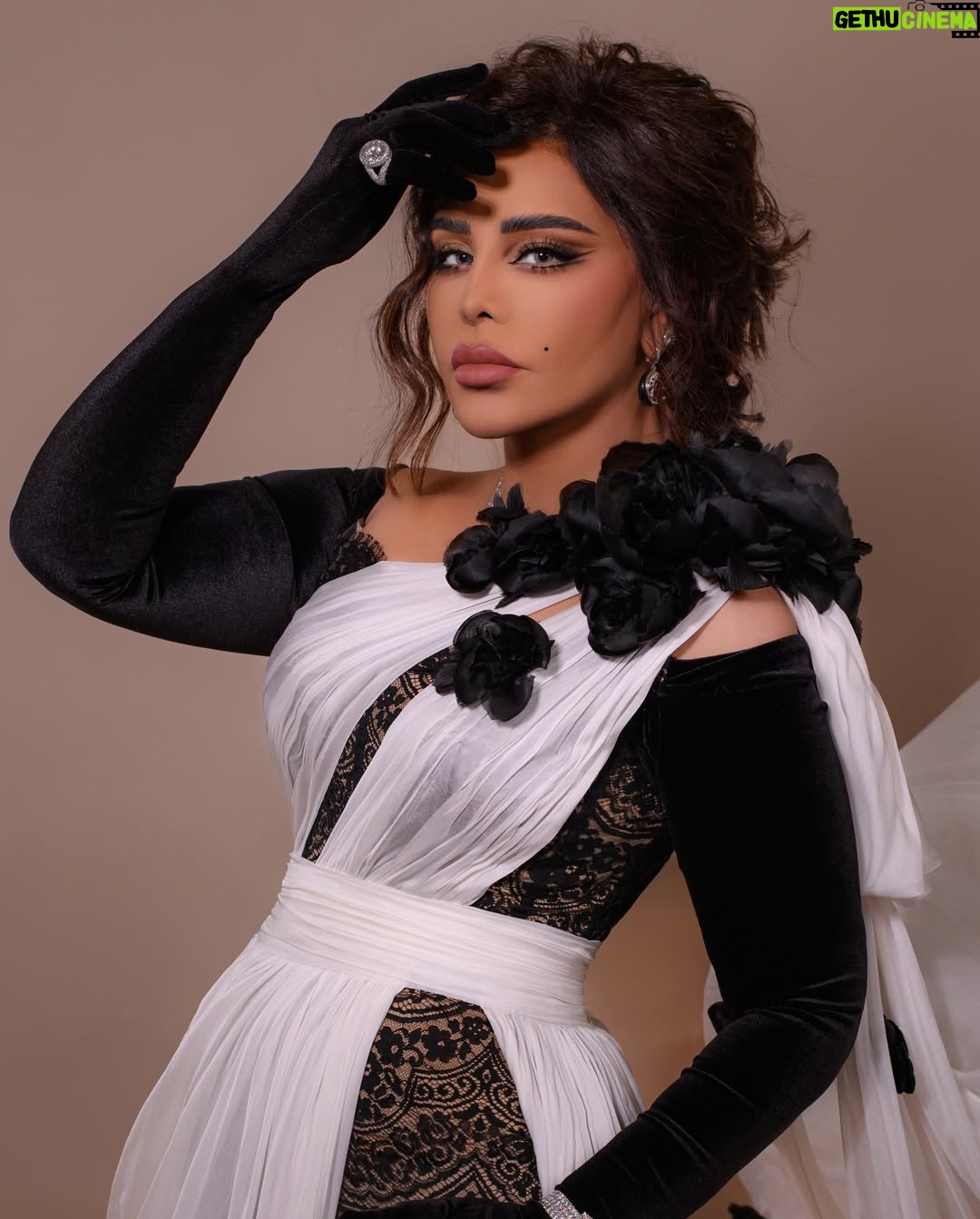 Ahlam - 191.2K Likes - #Ahlam