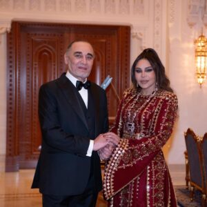 Ahlam Instagram - تشرفت بالسلام على صاحب السمو السيد كامل بن فهد آل سعيد مساعد الأمين العام لمكتب نائب رئيس الوزراء لشؤون مجلس الوزراء وعضو مجلس إدارة دار الأوبرا السلطانية مسقط ، رئيس مجلس إدارة مجموعة إذكاء
واتقدم بخالص الشكر والإمتنان لسموه الكريم لإهدائه لي درع التكريم ولزوجته المصون ، كما اني تشرفت بالسلام على السيد خالد بن حمد بن حمود البوسعيدي رئيس مجلس إدارة "الشركة الوطنية للمياه المعدنية"، و رئيس مجلس ادارة مجموعة سابكو ، وتشرفت بالسلام على عائلته الكريمة ، كل الشكر والتقدير للمايسترو هشام جبر ، الذي أشرف شخصيا بنفسه على كل مجريات وسير ترتيبات الحفل ، كل الشكر والتقدير للمايسترو أمير عبدالمجيد وعائلته الكريمة قائد فرقة الأوركسترا التي صاحبتي في الحفل