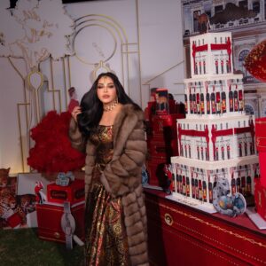 Ahlam Instagram - الحمدلله على ما اعطيتيني اياه يالله ، الحمدلله حمدا تطيب به الحياة
13/02 🎈