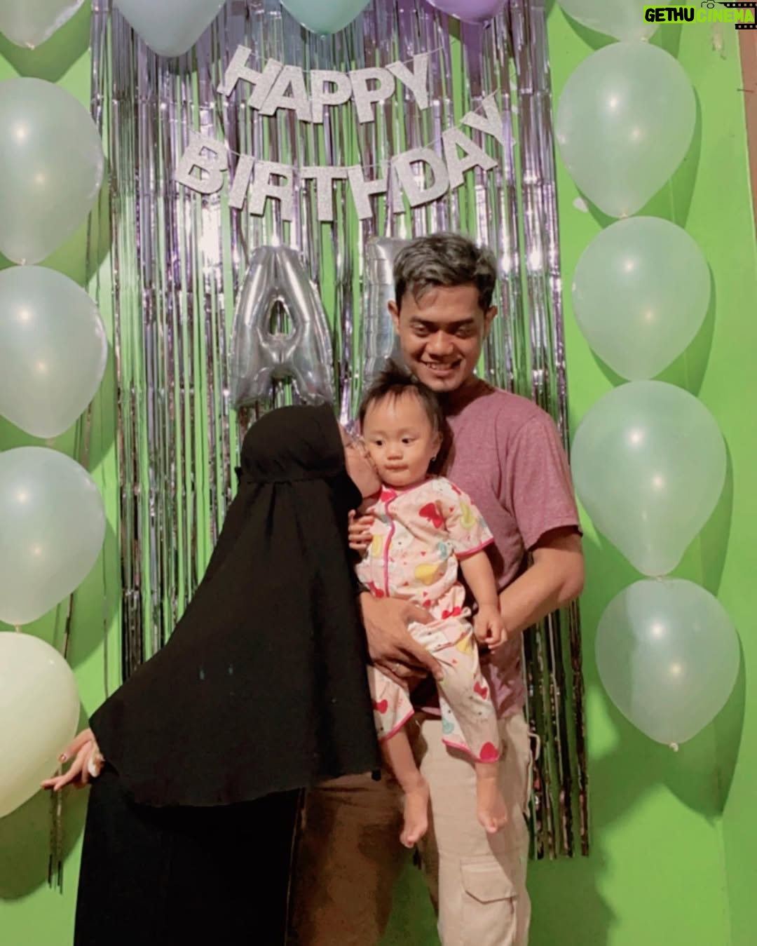 Ai Khodijah - 14.3K Likes - Terimakasih suami dan tim sukses🥰❤️😘