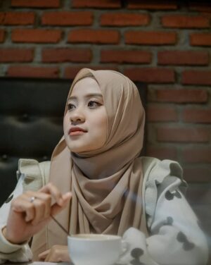 Ai Khodijah Instagram - Selamat pagiiiii semuanyaaaa❤️
.
.
📸: @derideri_gunawan