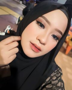 Actress Ai Khodijah HD Photos and Wallpapers May 2024