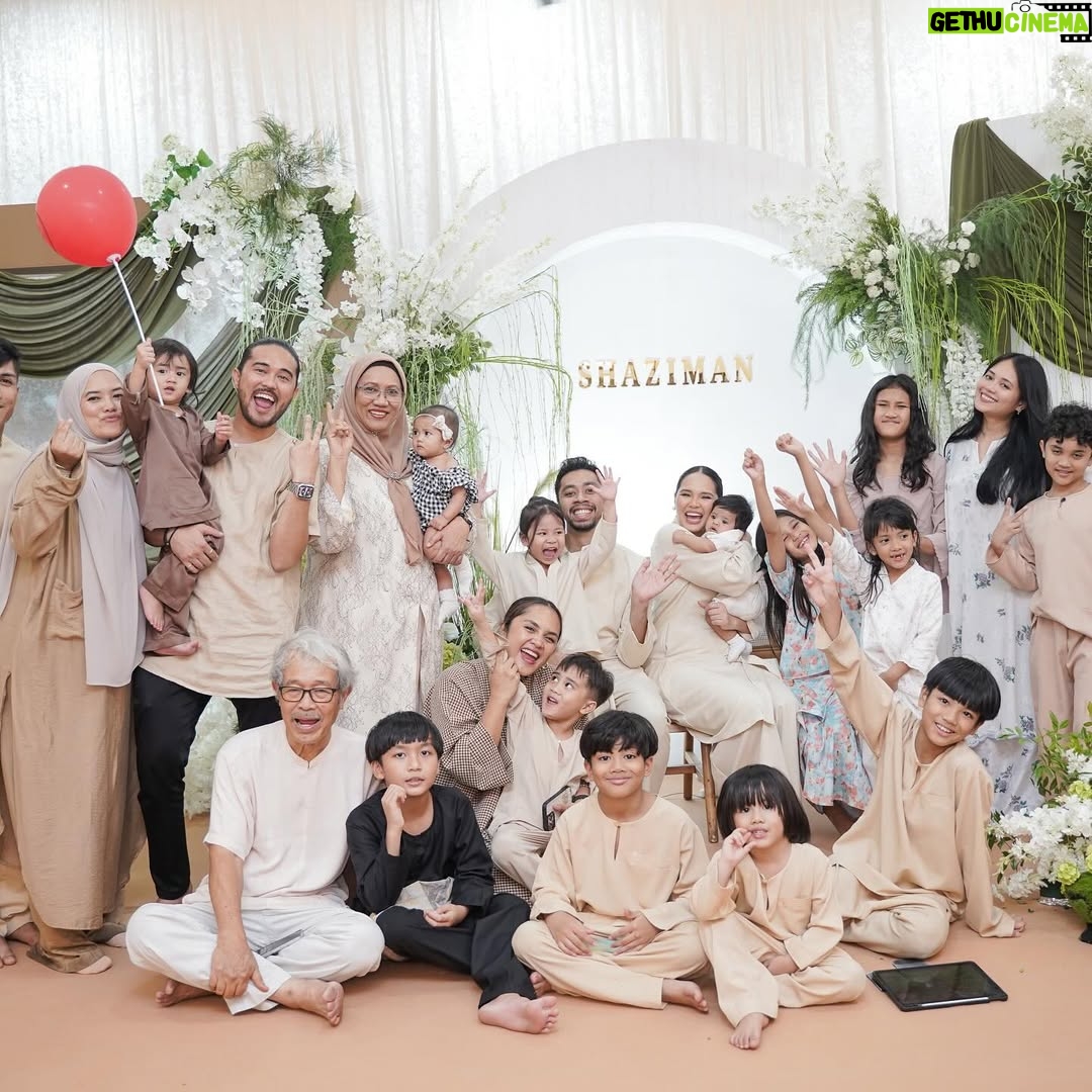 Ain Edruce - 31.3K Likes - 9/8/2025,
-Majlis Aqiqah Shaziman-
Semoga awak membesar sihat dan dengar cakap mummy and daddy ok🙏🏻🙏🏻🙏🏻
Dalam majlis aqiqah pun sempat mummy celebrate beday hahaha
Thank you semua❤️
📸: @irymaidris
Pelamin : @_pretty.little.events