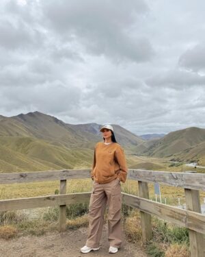 Ain Edruce Instagram - Day 2 💥💥💥
Queenstown, New Zealand
Outfit by @natgeostore_my