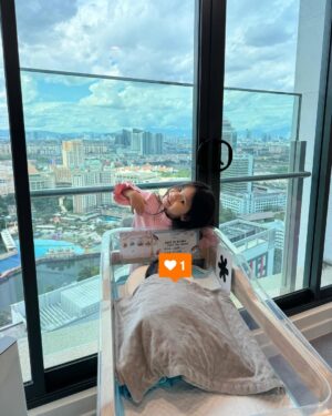Ain Edruce Instagram - Lepas bersalin hari itu, terus datang sini @postnatalsunwaysanctuary 👌🏻👌🏻👌🏻
Thank you so much jaga ain and baby selama seminggu..sangat membantu .. cukup waktu nk rehat.. lagi2 bila waktu malam..cukup tido betul. Sebab dorang boleh jaga baby kita. ❤️❤️❤️