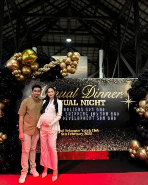 Ain Edruce Instagram - Semalam teman @amirul_hafizz pegi annual dinner company. Amboi. Bukan main semua orang eh…😂😂😂
Anyway, so proud of you guys ❤️❤️❤️
@amirul_hafizz 
@arif_13
@cantaroo