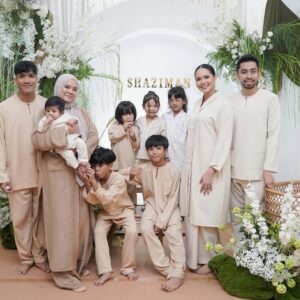 Ain Edruce Instagram - 9/8/2025,
-Majlis Aqiqah Shaziman-
Semoga awak membesar sihat dan dengar cakap mummy and daddy ok🙏🏻🙏🏻🙏🏻
Dalam majlis aqiqah pun sempat mummy celebrate beday hahaha
Thank you semua❤️
📸: @irymaidris
Pelamin : @_pretty.little.events