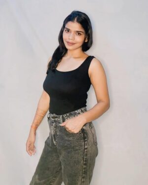 Aisha Instagram - 💙💙
@smiley__girl66 #instagram #instagram #instagood #instalike #instapic #instafashion #like #follow #followme #share #pic #picoftheday #modeling #model
