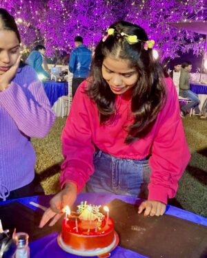 Aisha Instagram - Birthday vibes❤️😊#instagram #instalike #instafashion #instapic #photoshoot #photo #photooftheday #photographers #pic #picoftheday #pictures #girl #newyear #happynewyer2024 #birthday #birthdaygirl #like #follow #share #mention
