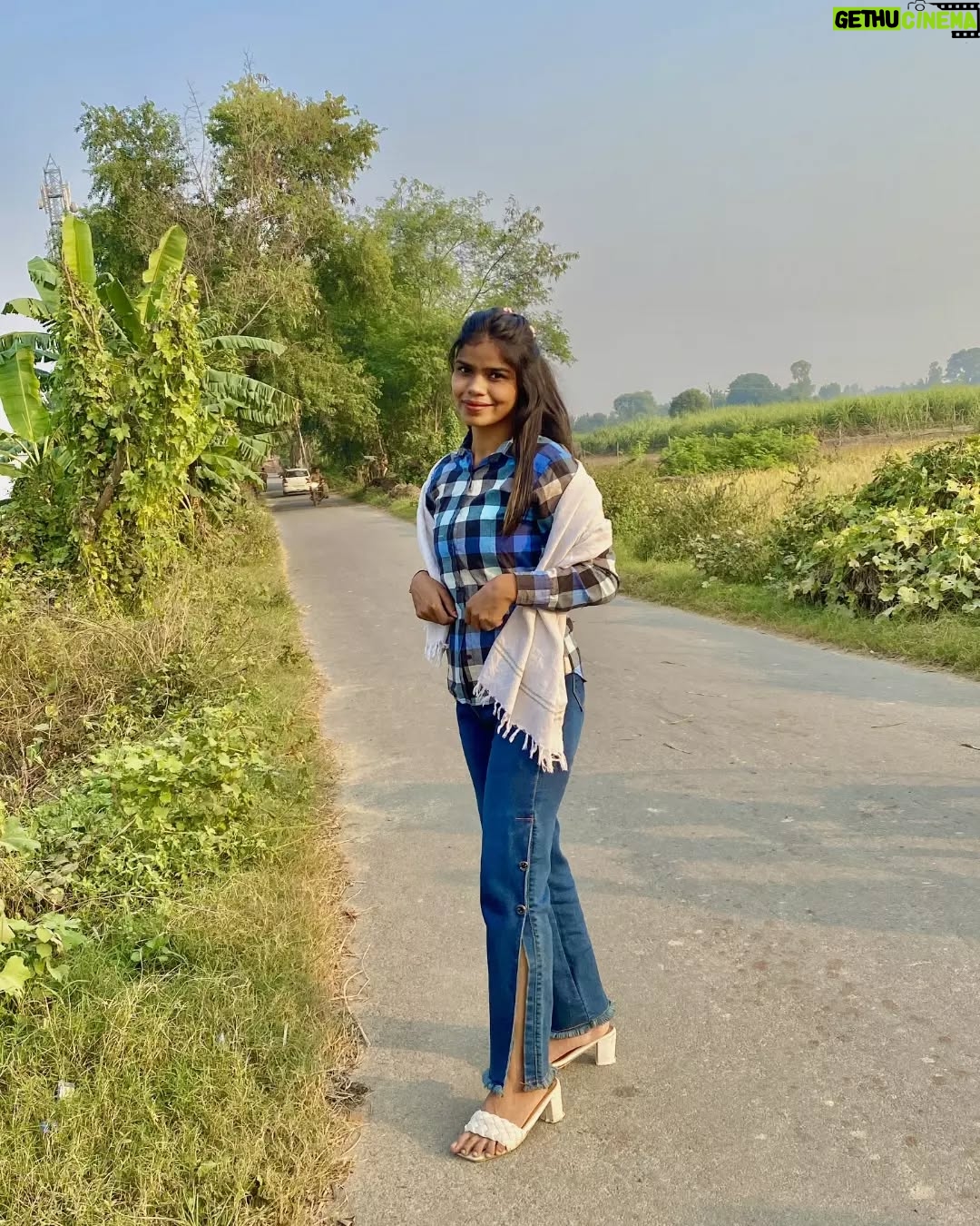 Aisha - 2.3K Likes - 😎🌳🌹❤️
.
#instagram #instagood #instalike #instafashion #pic #picoftheday #photography #photooftheday #photo #nature #likeforlikes #likeforfollow #followforfollowback #followｍe