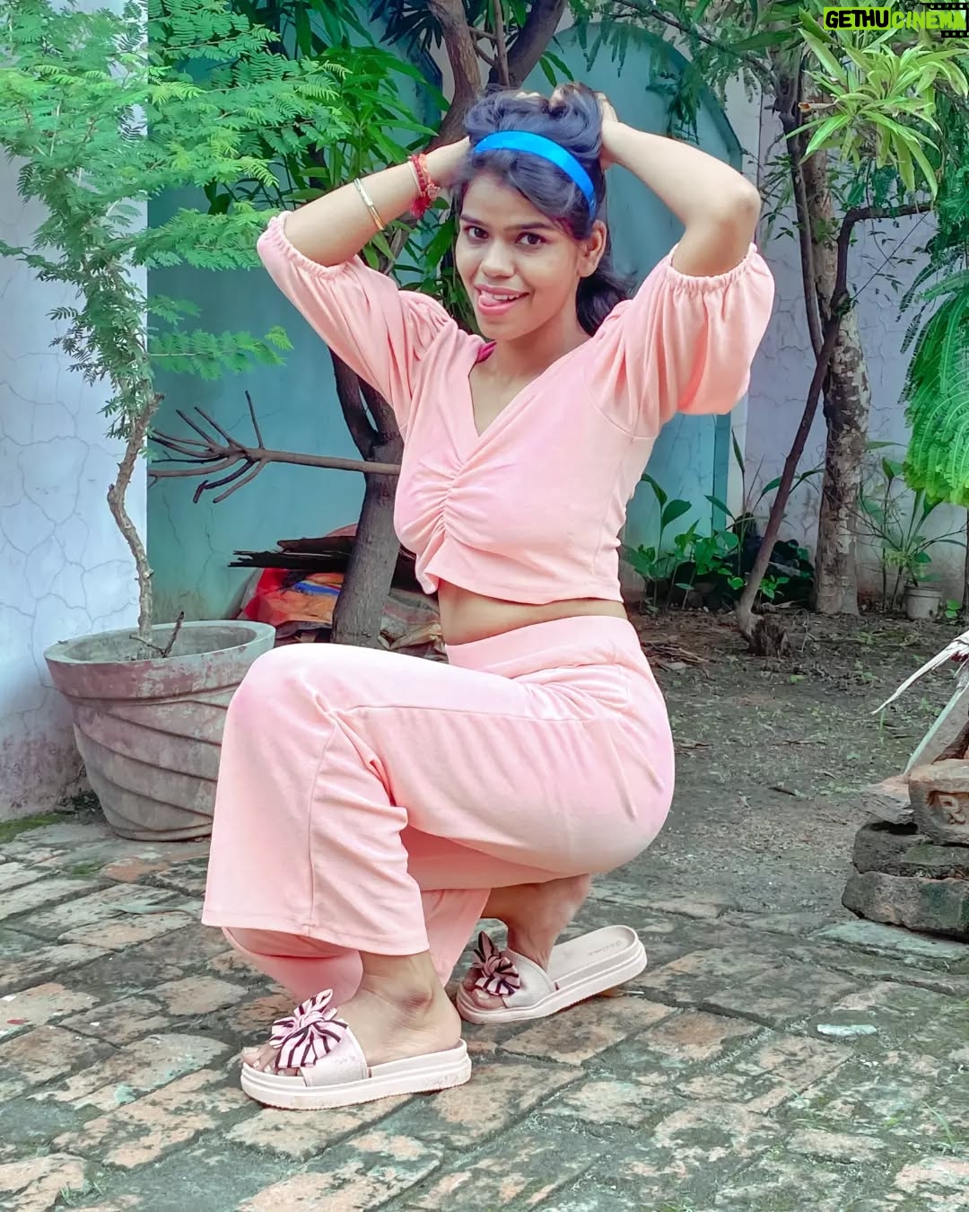 Aisha - 4.4K Likes - ❤️😍😎
.
.
Edit:@sarfaraz_khan7 
#instagood #instagram #instalike #photography #photooftheday #likesforlike #followforfollowback #shivbaba
