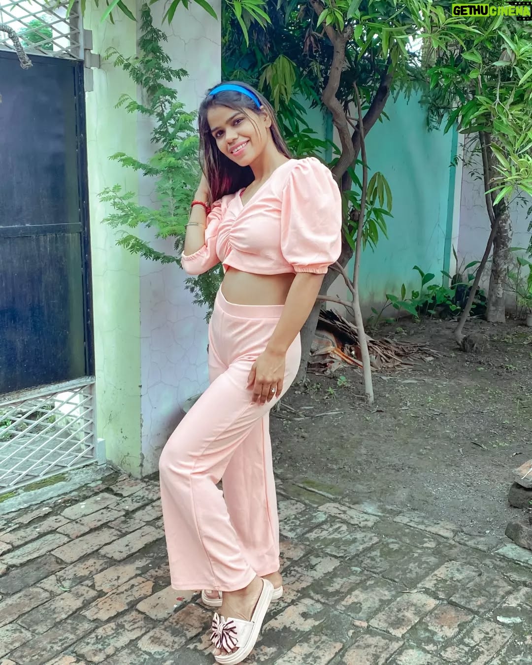 Aisha - 4.4K Likes - ❤️😍😎
.
.
Edit:@sarfaraz_khan7 
#instagood #instagram #instalike #photography #photooftheday #likesforlike #followforfollowback #shivbaba
