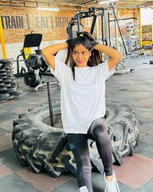 Aisha Instagram - 🏋️♀️😅💪😎❤️