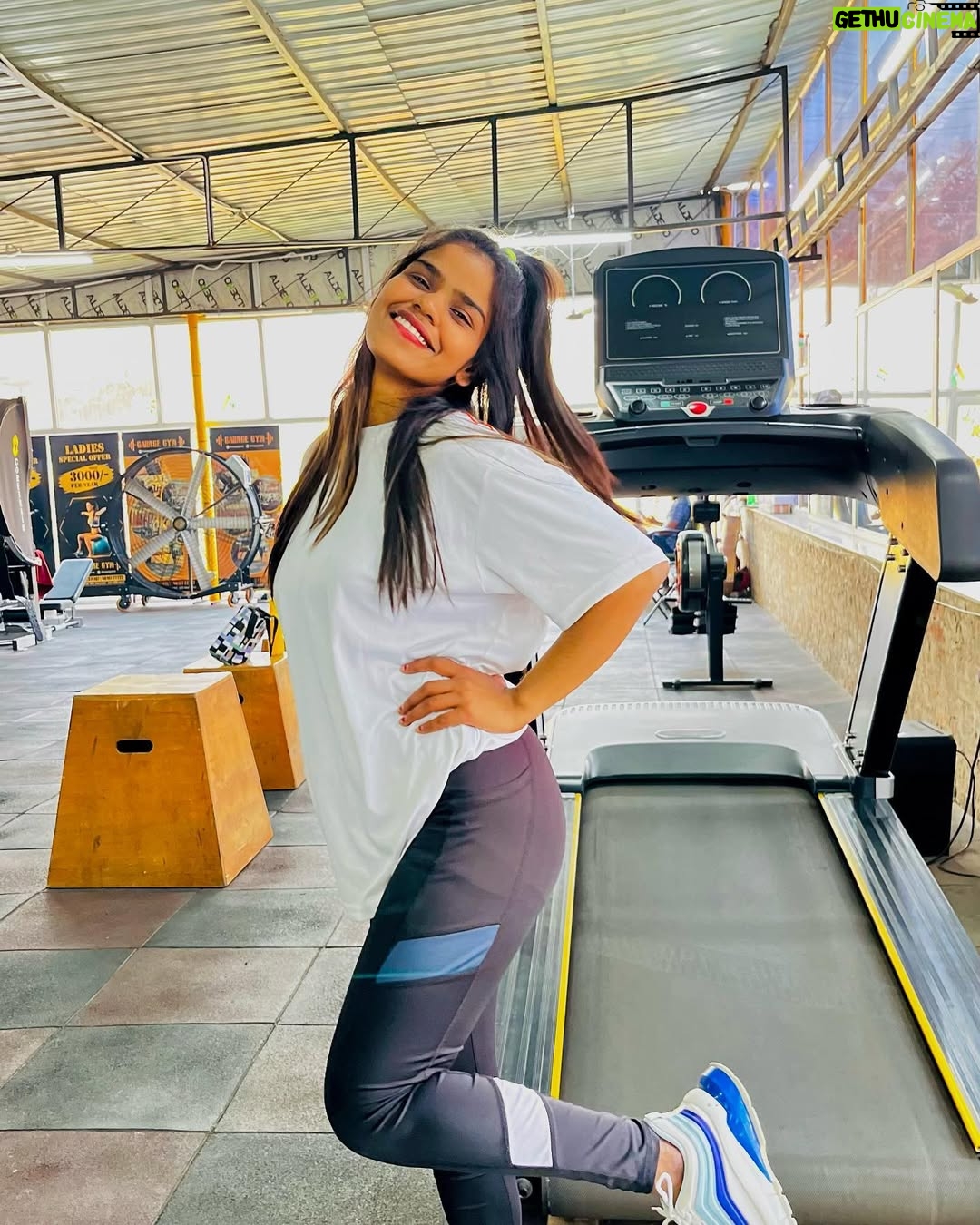 Aisha - 3.5K Likes - 🏋️‍♀️😅💪😎❤️
