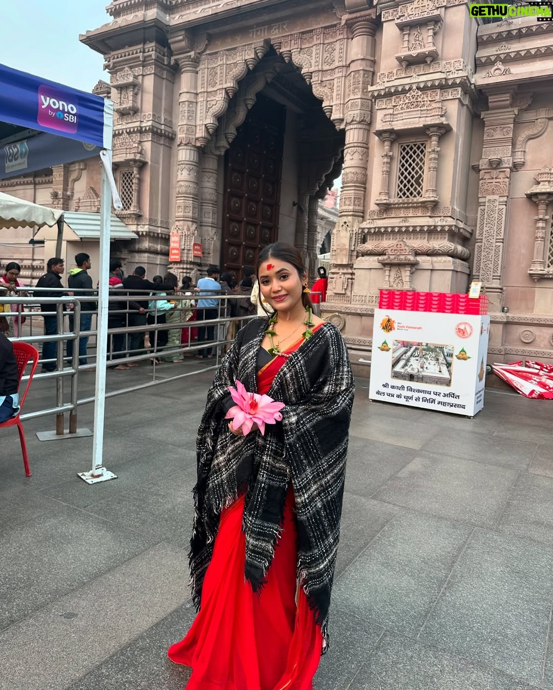 Aisha Kashyap - 60.2K Likes - शिव की नगरी काशी 🙏🔱❤️