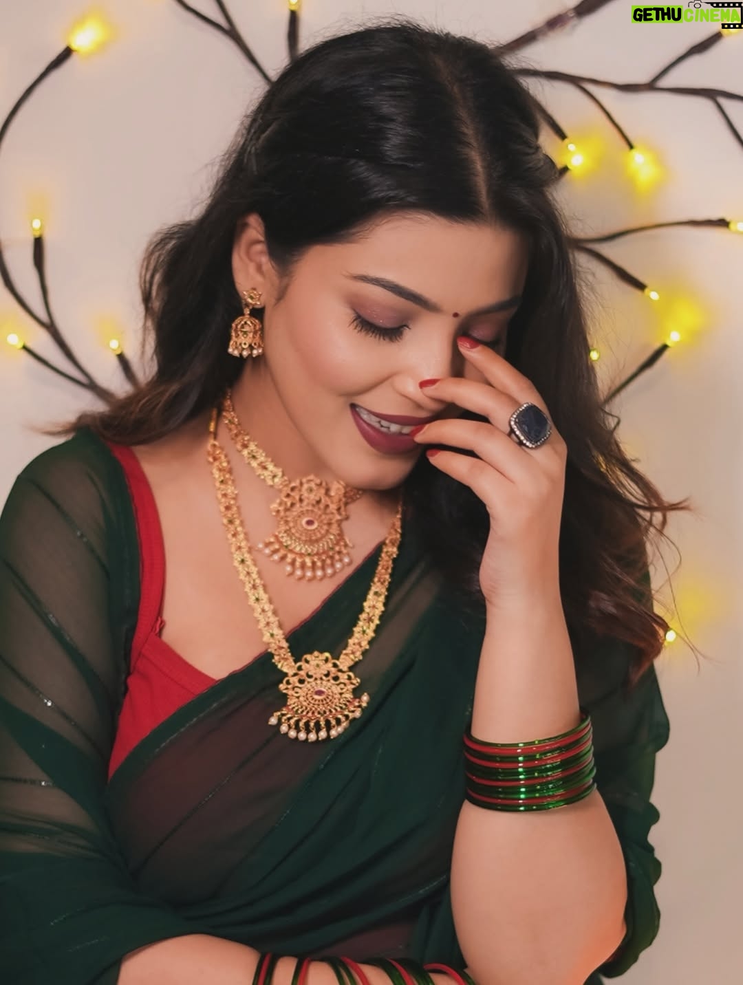Aisha Siddiqui - 3 Likes - 💚
