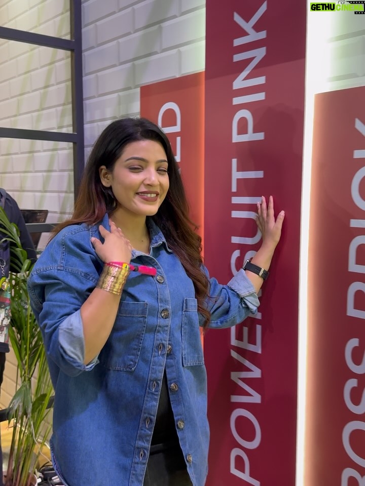 Aisha Siddiqui - 595 Likes - Confidence starts with the perfect shade 💋
Thanks @lakmeindia for keeping me flawless
Available on @flipkart @flipkartlifestyle
#glamup2025 #FlipkartGlamUpSale #TrendItFlipkartIt #Lakme 
#flipkartglamup2025