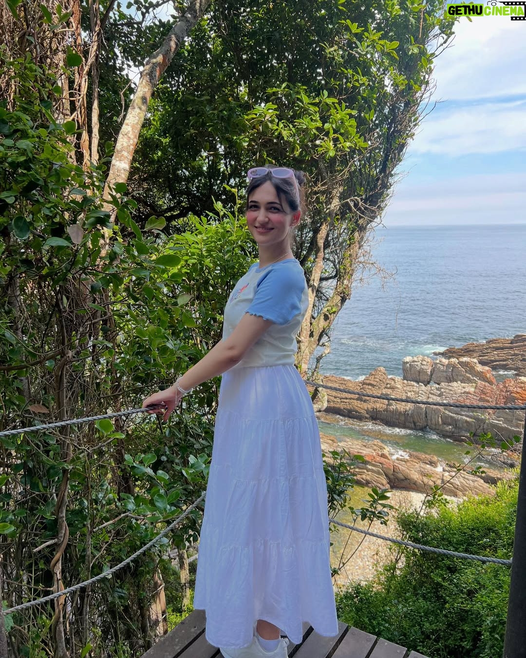 Aiza Khan - 44.2K Likes - ☀️🌊🏖️🤍