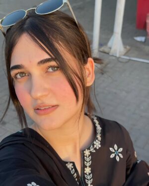 Aiza Khan Instagram - عید سعید 🖤