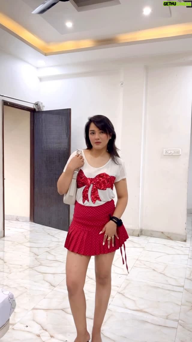 Akanksha Dhalani - 3 Likes - GRWM
Outfit link 🔗Comment LINK/Dm the reel
.
.
.
.
.
.
#outfitoftheday#outfitideas4you#fitcheck#grwm#styleinspo#pinterestoutfit#pinterestfashion#ootd#grwm#grwmoutfit#skort#finditstyleit#trendingfashion#trendingreels❤️#viral#viraloutfit#foryou#fyp#explore