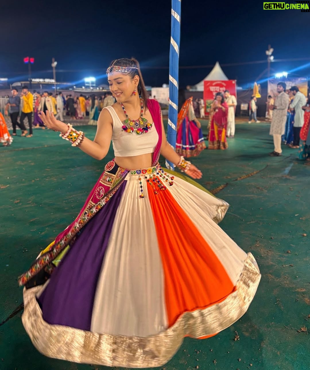 Akanksha Dhalani - 3 Likes - “Chaniya choli on, world off”✨