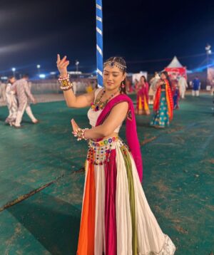 Akanksha Dhalani Instagram - āChaniya choli on, world offāāØ
