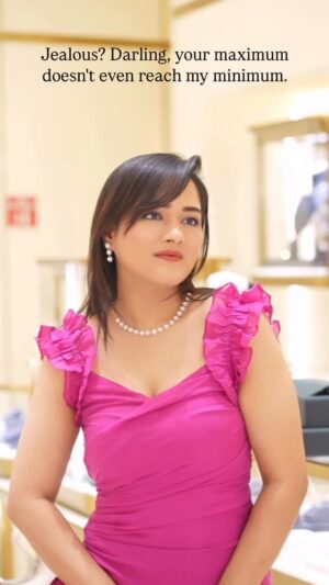 Akanksha Dhalani Instagram - Bare minimum
.
.
.
.
#reelsinstagram #instagram #trending #trending #viral #trendingreels #fashionable #explorepage #princessvibes #motivation #bareminimum #quotestoliveby #fyp #fypage #fashioninfluencer #pinkdress #relatable #womanlikeme