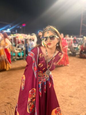 Akanksha Dhalani Instagram - āGarba nights >> city lightsāšš»āØ