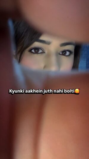 Akanksha Dhalani Instagram - Tere naina😍🥰
.
.
.
.
.
.
.
.
#transition #transitionreels #eyes #deepseyes #almondeyes #eyemakeup #makeuptransition #transitionreels #viral #explore #fyp #foryou #relatable #makeuplover #explorepage #instagramreels #trendingreels #creatorsofinstagram #indiancreator